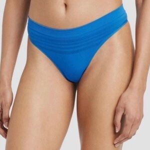 Auden Women's Seamless Thong
Underwear
